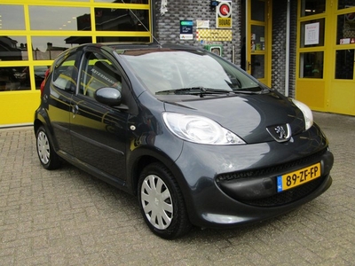 Peugeot 107 1.0-12V XS