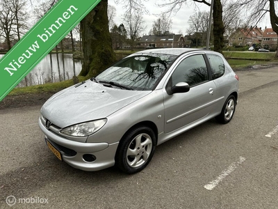 Peugeot 206 1.4 Air-line 2