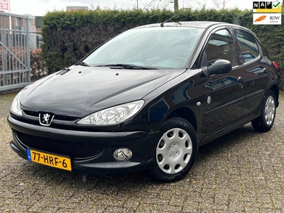 Peugeot 206 1.4 Génération, Nap, Apk, Airco, 5-drs