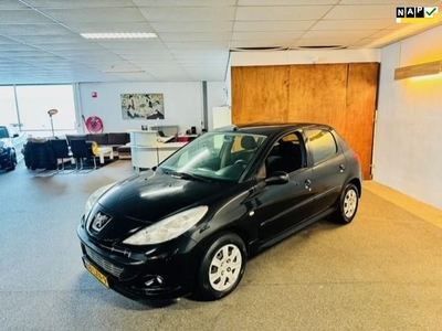 Peugeot 206 + 1.4 XS Apk