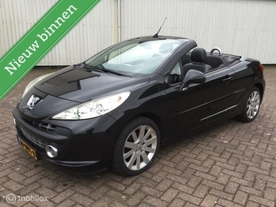 Peugeot 207 CC 1.6 VTi Roland Garros AIRCO Nw banden Nette