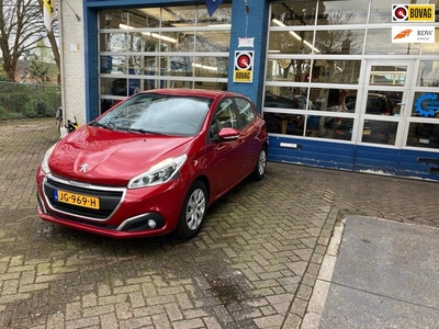 Peugeot 208 1.2 PureTech Blue Lion