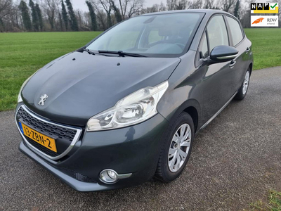 Peugeot 208 1.2 VTi Envy|Airco|Climate control|parkeersensoren!