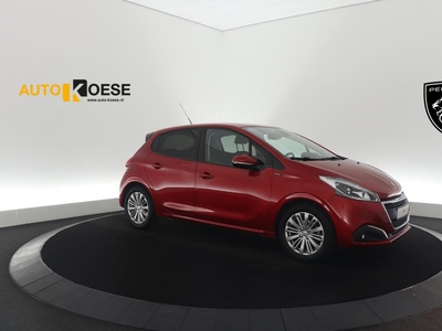 Peugeot 208 PureTech 110 Signature | Parkeersensoren | Navigatie | Apple Carplay | Airco