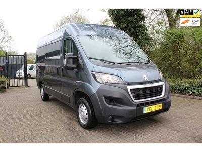 Peugeot Boxer 330 2.2 BlueHDi 120 L2H2 Premium