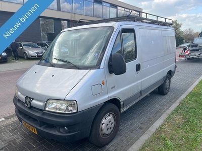 Peugeot Boxer 350M 2.8 HDI AIRCO 16 INCH IVECO MOTOR