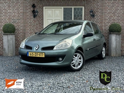 Renault Clio 1.2 TCE 101PK 5drs Business Line *Airco