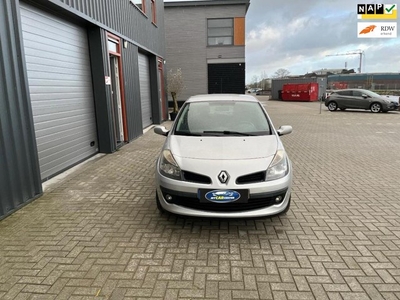 Renault Clio 1.4-16V