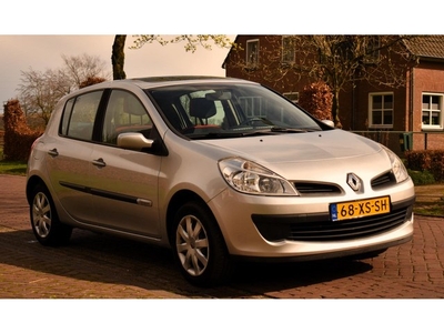 Renault Clio 1.6-16V Rip Curl 5 DEURS MET AIRCO, ELEC.