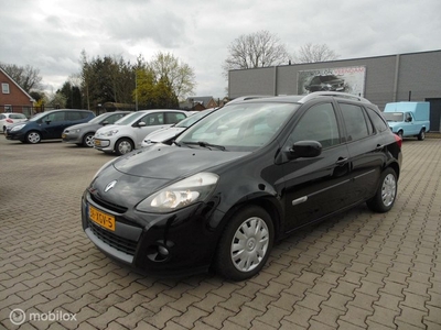 Renault Clio Estate 1.5 dCi Night & Day Airco Ell Pak