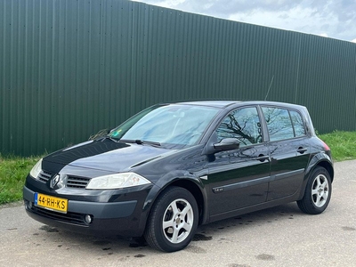 Renault Mégane 1.4-16V Tech Road