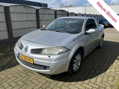 Renault Megane cabrio 2.0 16V PANO/ CLIMA/ LM VELGEN!