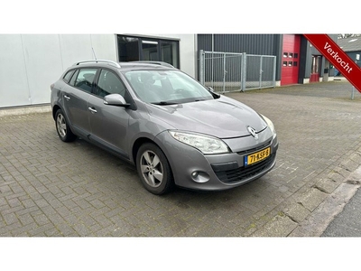 Renault Megane Estate 1.6 Expression (PDC / Navi / Trekhaak)