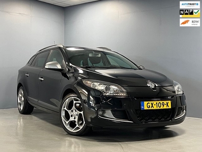 Renault Mégane Estate 2.0 TCe GT Bose / 179 PK / Panoramadak