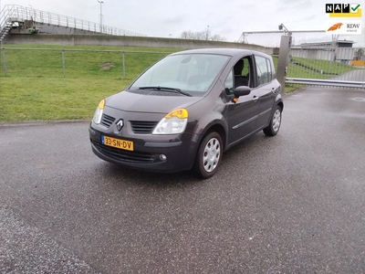 Renault Modus 1.2-16V Authentique Basis