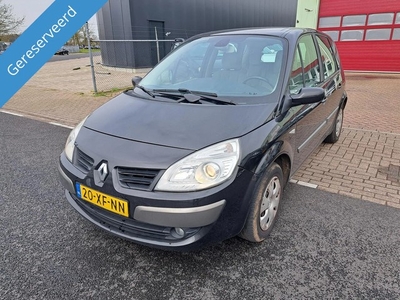 Renault Scénic 1.6-16V Business Line GERESERVEERD!!!!!