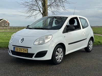 Renault Twingo 1.2 Authentique * 60 Dkm * Dealer-Auto! *