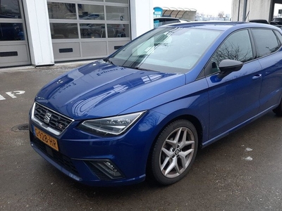 SEAT Ibiza 1.0 TSI FR Business Intense / Navigatie / Camera / Trekhaak