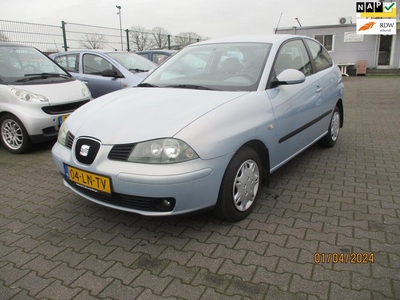 Seat Ibiza Seat Ibiza 1.4-16V Signo --AUTOMAAT-AIRCO