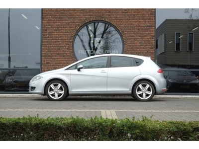 SEAT Leon 1.6 Sport-up Schuifdak, Trekhaak (bj 2008)