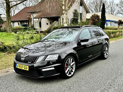 Skoda Octavia Combi 2.0 TSI RS DSG•Pano•Trekhaak