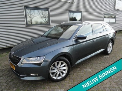 Skoda Superb Combi 1.5TSI ACT Style Business Full LED NAVIG