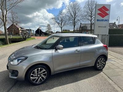 Suzuki Swift 1.2 Style Smart Hybrid // Automaat // Cruise