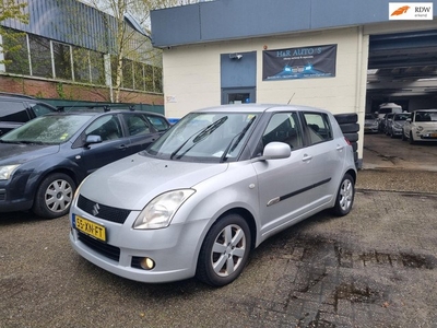 Suzuki Swift 1.3 Shogun, ** nieuwe apk **