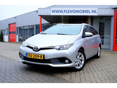 Toyota Auris Touring Sports 1.2T Dynamic