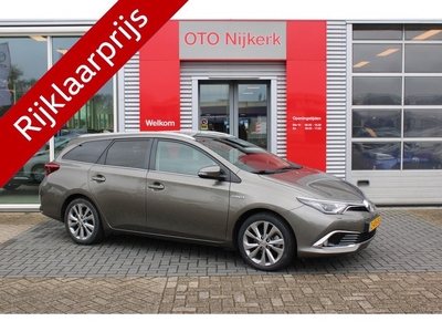 Toyota Auris Touring Sports 1.8 Hybrid Executive Limited