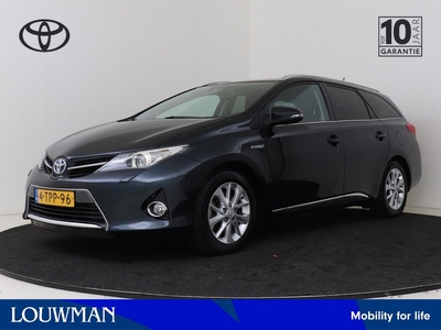 Toyota Auris Touring Sports 1.8 Hybrid Lease+ I Navigatie I Climate Control I Cruise Control I Camera I Panoramadak I Fietsendrager I Stoelverwarming Voor I Keyless entry + Start I