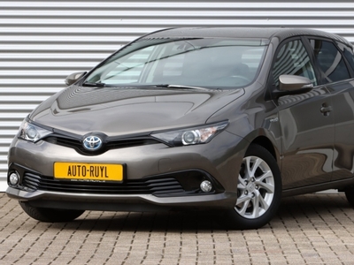 Toyota Auris1.8 Hybrid Dynamic Go Navi / Camera