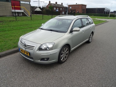 Toyota Avensis Wagon 2.0 VVTi Luna Business