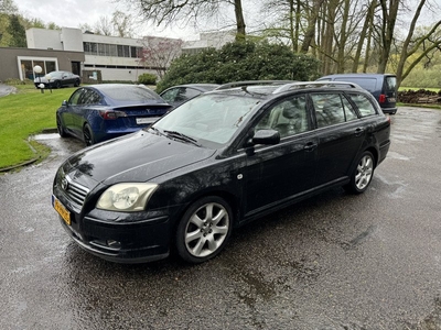 Toyota Avensis wagon 2.4 VVTi Executive