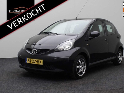 Toyota Aygo 1.0-12V + 2008 | Airco | Radio CD | Elektrische Ramen | Boekjes | Lichtmetalen Velgen | Nationale Autopas