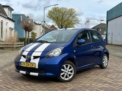 Toyota Aygo 1.0-12V +