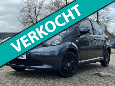 Toyota Aygo 1.0-12V AIRCO 5DEURS 84DKM NW.APK