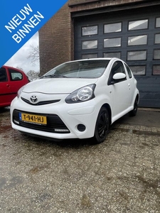 Toyota Aygo 1.0 VVT-i Access Airco/Navi/Led