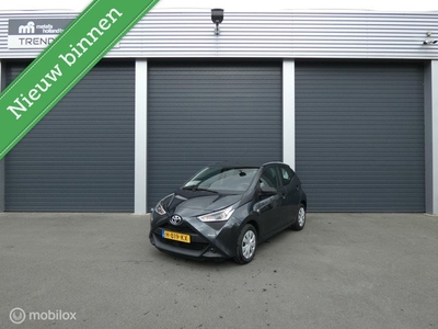 Toyota Aygo 1.0 VVT-i x-fun / lage kmstand / NAP