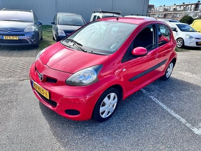 Toyota Aygo 1.0-12V Comfort (bj 2009)