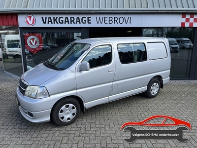 Toyota HiAce 2.5 D-4D Executive Dubbel Cabine Emotion