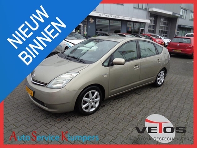 Toyota Prius 1.5 VVT-i Tech Edition