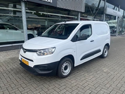 Toyota PROACE CITY 1.2 Turbo Cool ComfortTrekhaakRijklaar