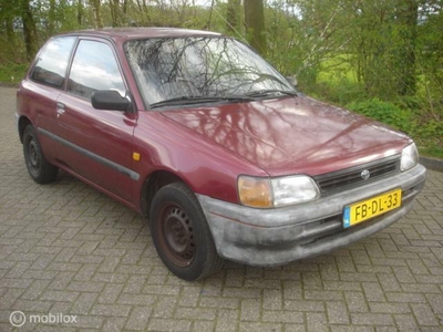 Toyota Starlet 1.3 XLi NAP 204231 KM Nieuwe APK 20-5-2025