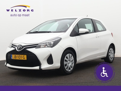 Toyota Yaris 1.3 VVT-i Aspiration Handbedrijfsrem en opklapbaar rempedaal