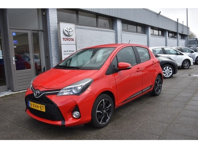 Toyota Yaris 1.3 VVT-i Dynamic Navigatie Trekhaak Cruise