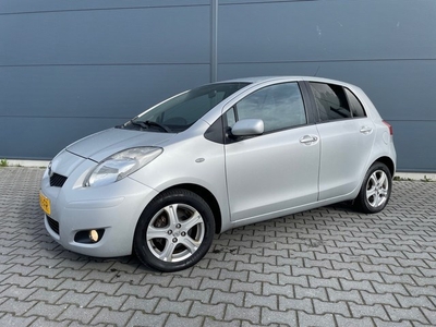 Toyota Yaris 1.3 VVTi Automaat clima / lmv / start stop