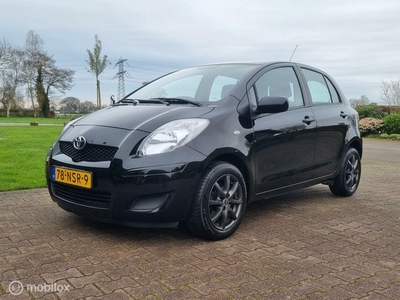 Toyota Yaris 1.3 VVTi Cool/AIRCO/LM-VELGEN/RIJKLAAR