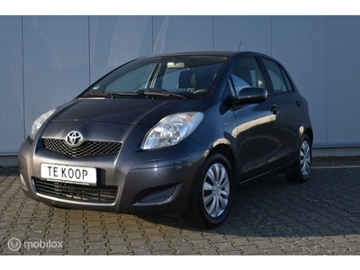 Toyota Yaris 1.3 VVTi Dynamic