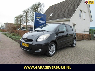 Toyota Yaris 1.3 VVTi Dynamic (Airco,Lm velgen,Dakspoiler)